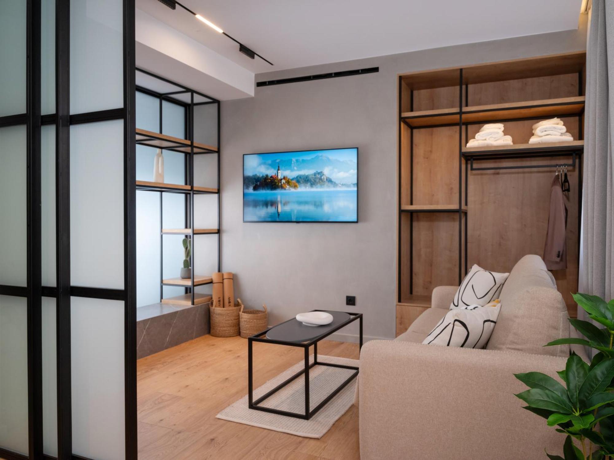 Space Row Design Living Heraklion  Exterior photo