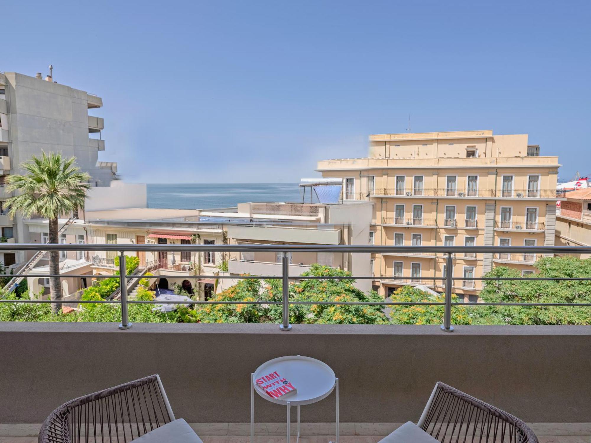 Space Row Design Living Heraklion  Exterior photo